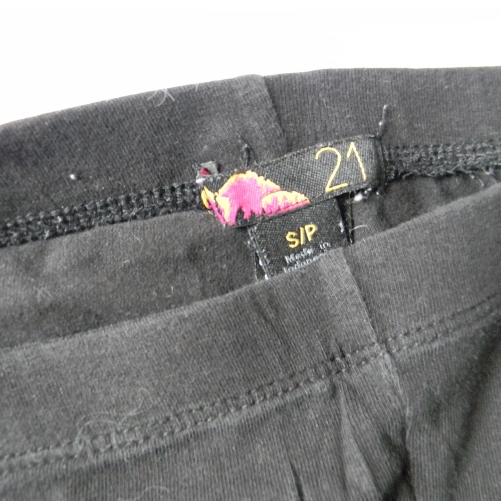 Skinny Leg Leggings Bundle - Picture 4 of 8